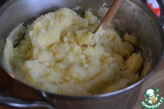 Casseruola di patate con verdure al forno