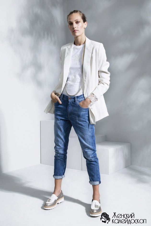 Damskie jeansy, trendy w modzie 2016