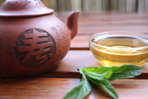Zielona herbata z jaśminem: jakie sekrety utrzymuje ten napój