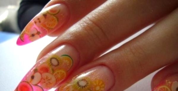 Способи декорування натуральних нігтів