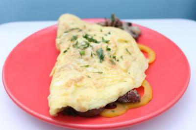 Recepty na omeletu bez mléka v pánvi, v troubě a pomalém sporáku