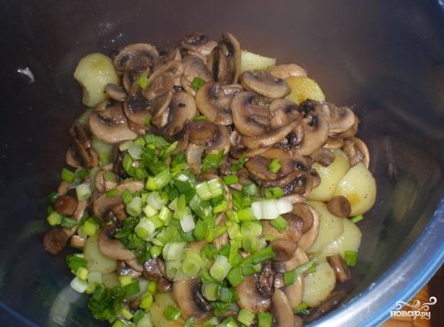Кромпир салата са печуркама