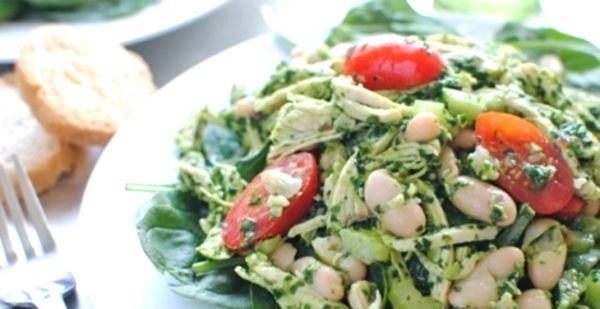 Salata s piščancem in zeleno - najboljši recepti