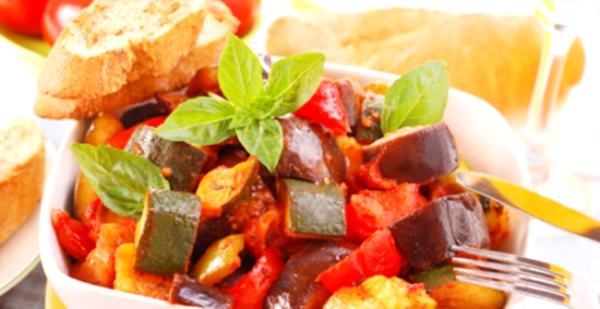 Тушковані баклажани з овочами - смачні домашні рецепти