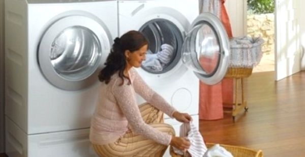Otomatik bir çamaşır makinesinin doğru bakımı